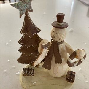 Flurryville Collection Joyful Josh figurine